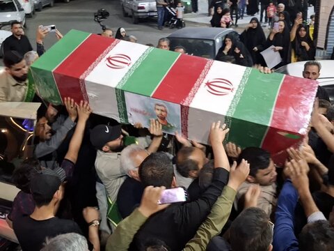 تصاویر/ مراسم وداع باپیکر پاسدارشهید محمدرضا بهاری نژادشهید مبارزه با اسرائیل