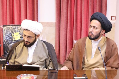 جلسه هم‌اندیشی کادر مدیریت حوزه علمیه استان یزد