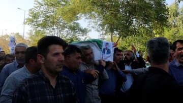 مراسم تشییع شهید میرپور در کوی لور اندیمشک برگزار شد+ تصاویر