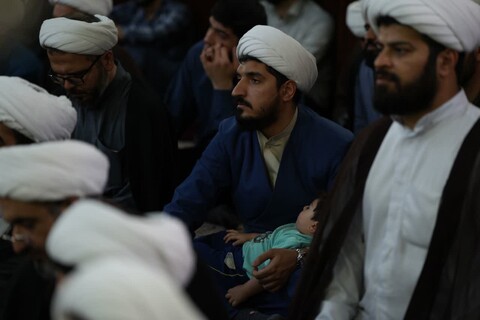 تصاویر/تجمع و خروش انقلابی طلاب و روحانیون حوزه علمیه اهواز