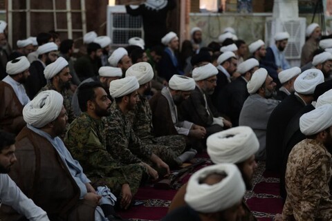 تصاویر/تجمع و خروش انقلابی طلاب و روحانیون حوزه علمیه اهواز