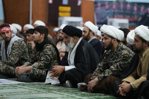 تصاویر/تجمع و خروش انقلابی طلاب و روحانیون حوزه علمیه اهواز