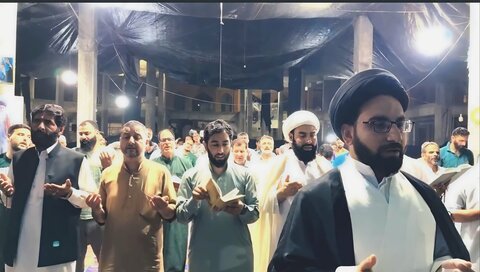 جموں و کشمیر میں رہبر معظم کی سلامتی اور ایران کی فتح کے لیے دعائیہ اجلاس