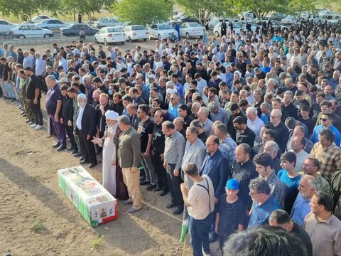 تصاویر / مراسم تشییع شهید روح االه نوری از شهدای تجاوز رژیم جعلی اسراییل در سگزآباد شهرستان بویین زهرا