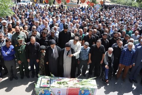 تصاویر/ آئین تشییع پیکر مطهر شهید ابراهیم فضلی در خمین