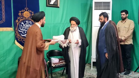 برگزاری آیین تلبّس دو تن از طلاب حوزه علمیه یزد به لباس مقدس روحانیت
