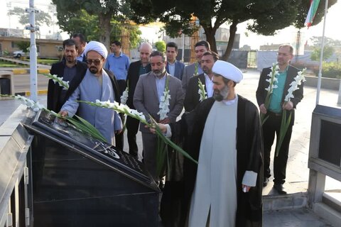 تصاویر / تجدید میثاق مسولان قضایی استان قزوین با شهدا