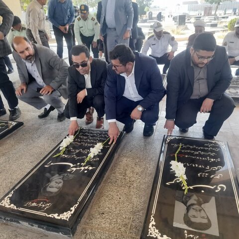 تصاویر / تجدید میثاق مسئولین قضایی شهرستان تاکستان با شهیدان