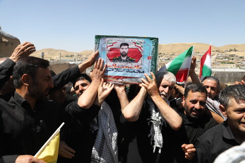 تصاویر/مراسم تشییع و تدفین شهید مدافع وطن در شهر توپ آغاج