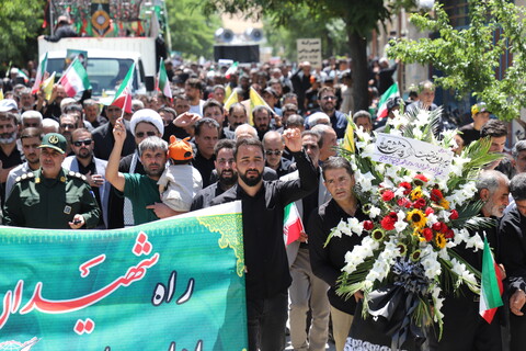 تصاویر/مراسم تشییع و تدفین شهید مدافع وطن در شهر توپ آغاج