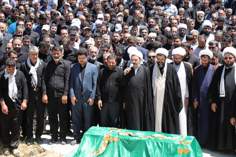 تصاویر/مراسم تشییع و تدفین شهید مدافع وطن در شهر توپ آغاج