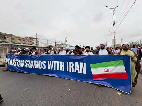 کراچی پاکستان؛ ایران پر امریکی و اسرائیلی جارحیت کے خلاف زبردست ریلی/دینی و سماجی اور سیاسی شخصیات شریک+تصاویر