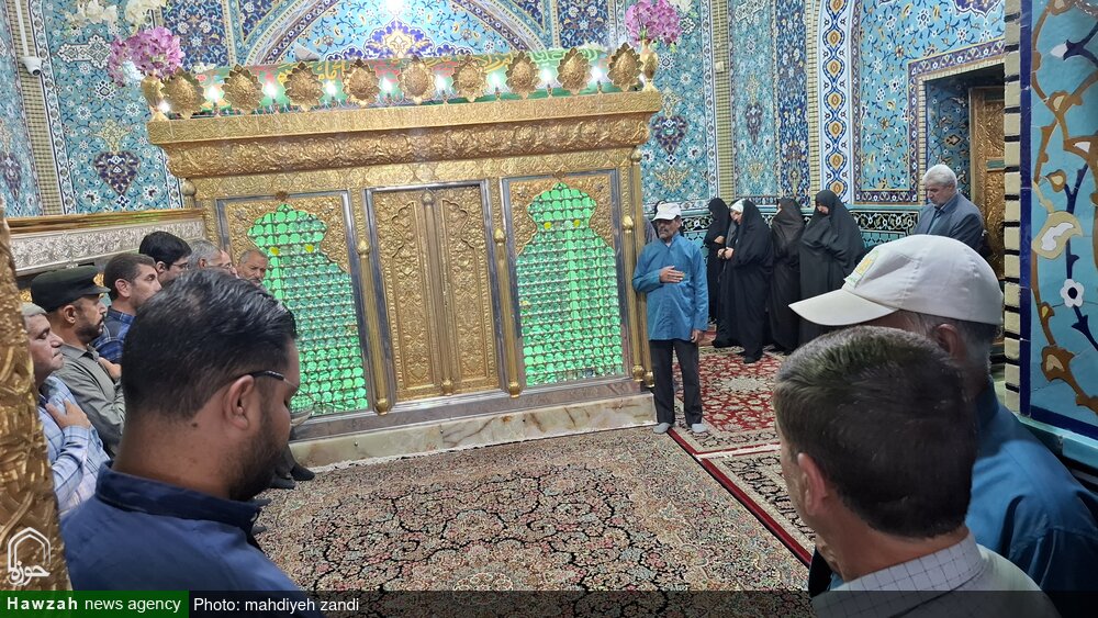 فیلم| آیین بازگشایی و غباروبی ضریح مطهر امامزادگان شهر جوپار