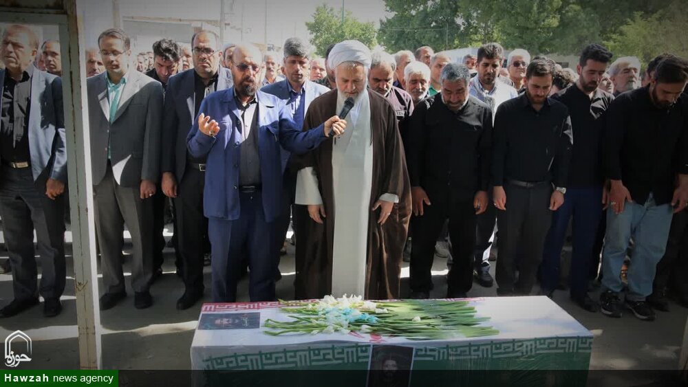 تصاویر / مراسم تشییع پیکر شهید محمودی در اسدآباد