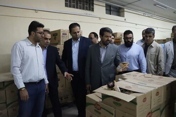 تصاویر / بازدید سرزده استاندار همدان از مراکز عرضه و توزیع کالاهای اساسی