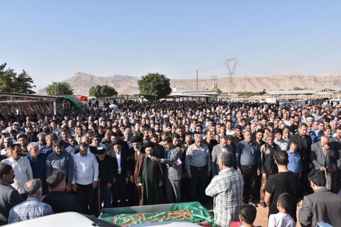 تشییع پیکر مطهر شهید والامقام محمود زینی وند