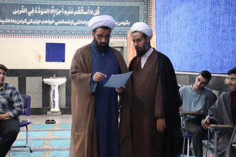 تصاویر/ امتحانات پایانی نیمسال دوم ۱۴۰۴ ـ ۱۴۰۳ در مدرسه علمیه امام خامنه‌ای (مدظله‌العالی) ارومیه