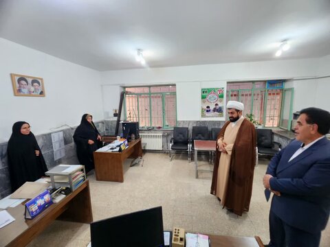 تصاویر/ بازدید امام جمعه چایپاره از اداره آموزش و پرورش این شهرستان