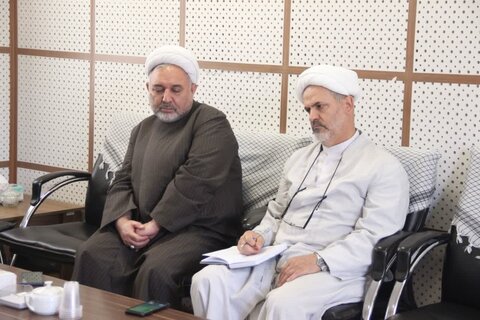 تصاویر / جلسه نهادهای حوزوی با موضوع قرارگاه بلاغ مبین در حوزه علمیه استان قزوین
