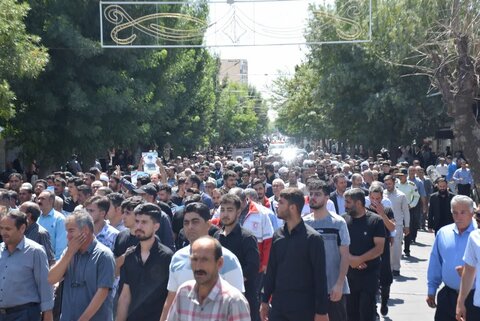 تصاویر/ تشییع پیکر مطهر شهید علیرضا خدادادی در شهرستان میاندوآب