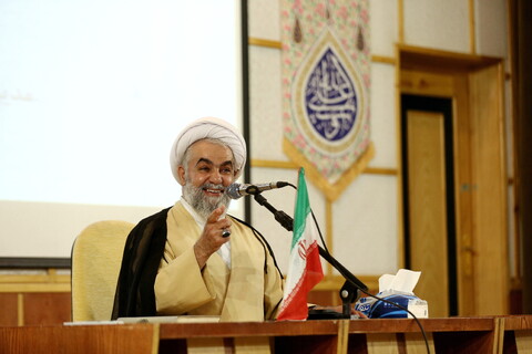 تصاویر/ نشست تبیینی تبلیغی وضعیت کنونی جامعه