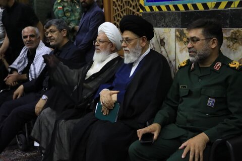 تصاویر/ مراسم وداع با شهدای حمله اسرائیل به یزد