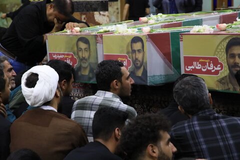 تصاویر/ مراسم وداع با شهدای حمله اسرائیل به یزد