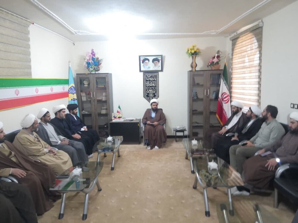 تصاویر/نشست روحانیون در شهرستان چرداول