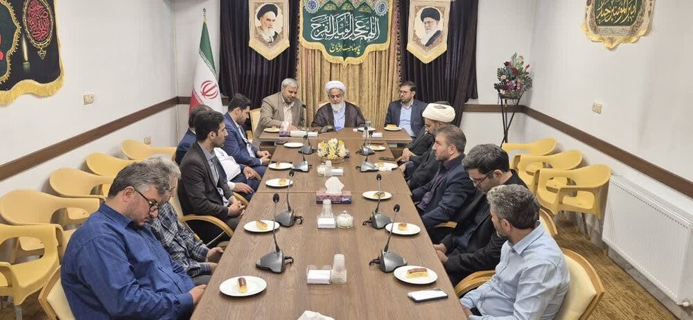 دیدار مسئولان دستگاه قضایی آبیک با امام جمعه شهرستان آبیک