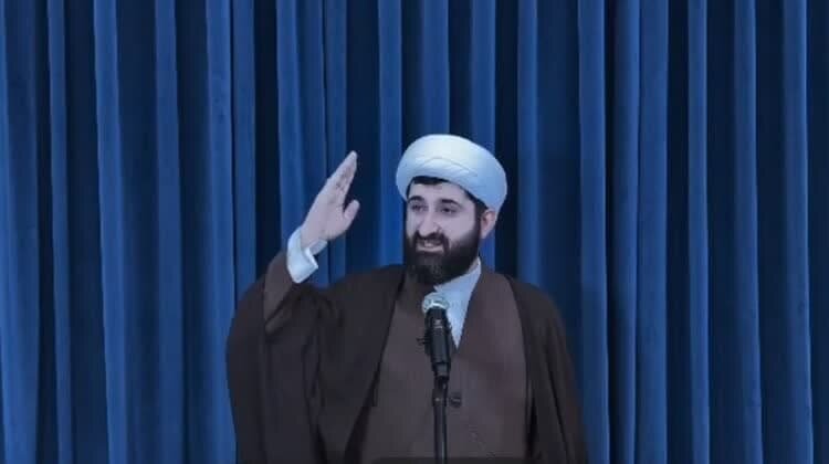 امام جمعه گرجستان:  مردم ایران نماد قدرت و عزت جهان اسلام هستند