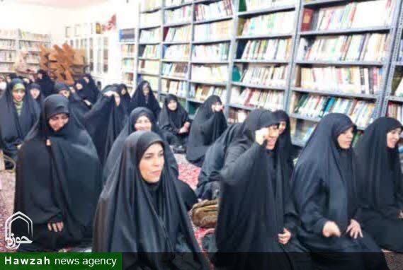 همایش طلایه داران تبلیغ و تجمع طلاب و روحانیون در دفتر امام جمعه شوش