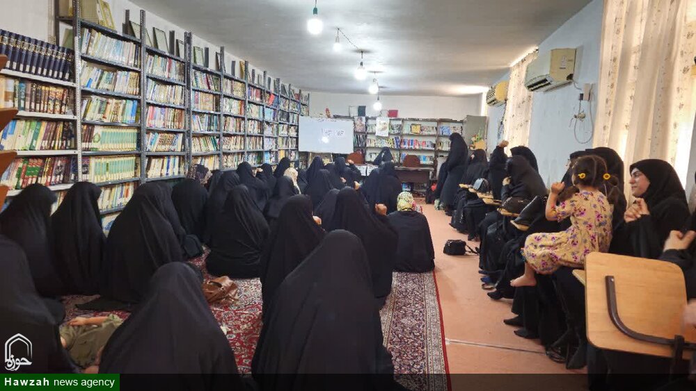 همایش طلایه داران تبلیغ و تجمع طلاب و روحانیون در دفتر امام جمعه شوش