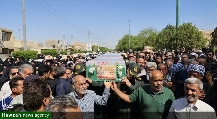 تشییع پیکر مطهر سرباز راه قدس شهید «مجتبی بوخضیری» در شهرستان آبادان