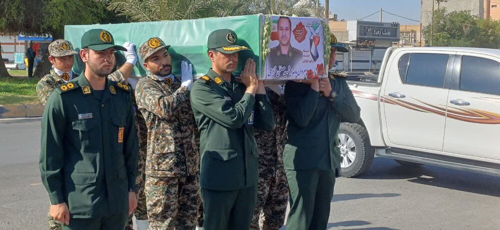 تدفین شهید راه قدس «مصطفی خزاعی» در شهرستان دزفول تدفین شهید راه قدس «مصطفی خزاعی» در شهرستان دزفول