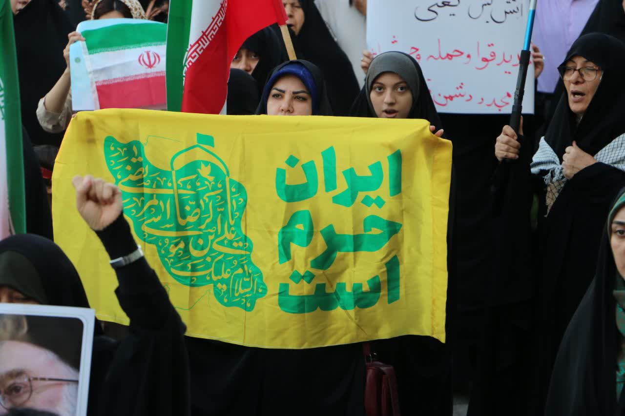 بانوی سیاستمدار پاکستانی : پیروزی انقلاب اسلامی در مقابل آمریکا و اسرائیل، سیلی محکمی بر صورت منافقان و استکبار جهانی است