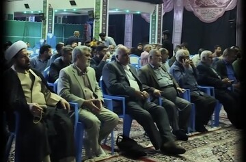 فیلم| گردهمایی جمعی از مداحان کرمان