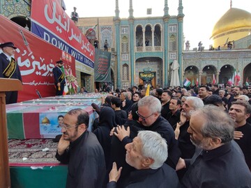 فیلم | تشییع پیکر مطهر ۸ شهید تجاوزات اخیر رژیم صهیونیستی در قم