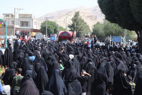 تصاویر / تشییع پیکر ۶ شهید مدافع وطن در شهرضای اصفهان