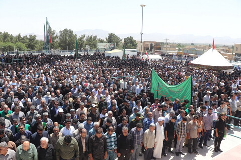 تصاویر / تشییع پیکر ۶ شهید مدافع وطن در شهرضای اصفهان