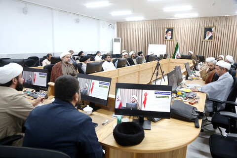 تصاویر/ دوره تربیت مربی پیشرفت و مقاومت