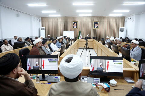 تصاویر/ دوره تربیت مربی پیشرفت و مقاومت