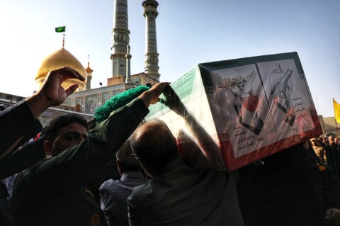 تصاویر/ تصاویر/ تشییع ۸ شهید استان قم در حملات رژیم صهیونیستی