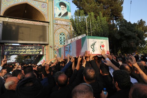 تصاویر/ تصاویر/ تشییع ۸ شهید استان قم در حملات رژیم صهیونیستی