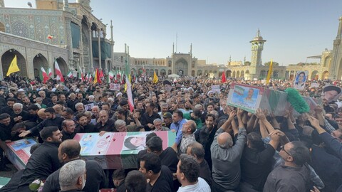 تصاویر / مراسم تشییع پیکر مطهر شهدای حملات رژیم غاصب صهیونیستی در قم