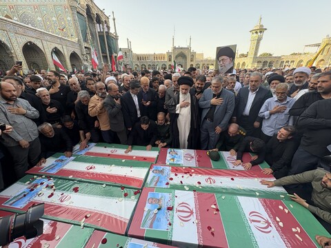 تصاویر / مراسم تشییع پیکر مطهر شهدای حملات رژیم غاصب صهیونیستی در قم