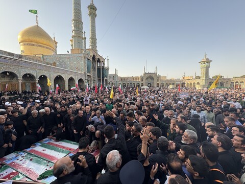 تصاویر / مراسم تشییع پیکر مطهر شهدای حملات رژیم غاصب صهیونیستی در قم