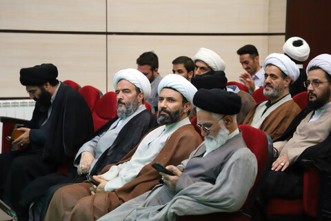 نشست توجیهی و تبیینی مبلغین و مبلغات شهرستان بیجار