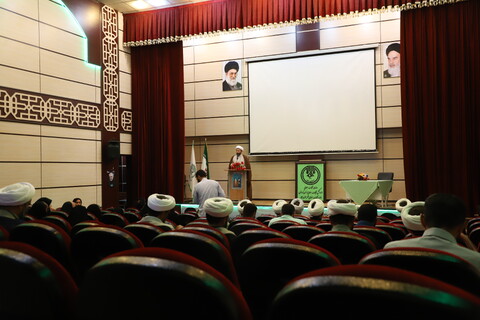 نشست توجیهی و تبیینی مبلغین و مبلغات شهرستان بیجار