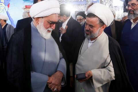 تصاویر/ نشست تحلیلی و تبیینی «فتح قریب» در مشهد مقدس