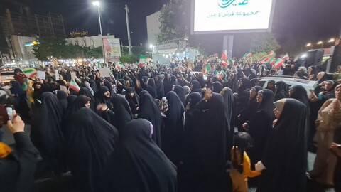 تصاویر/ تجمع بوشهری‌ها در حمایت از رزمندگان سلحشور نیروهای مسلح